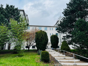 Façade du bâtiment de la résidence Jeanne Mertens